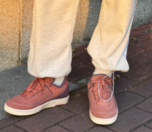 Giay Nike Air Jordan 2 Retro Low 'Sky J Orange' DX4401-800