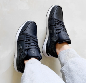 Giay Nike Air Jordan 1 Low SE 'Black Elephant' FB9907-001