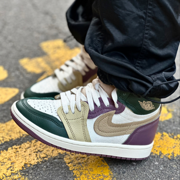 Giay Nike Air Jordan 1 High MM 'Galactic Jade' FB9891-300