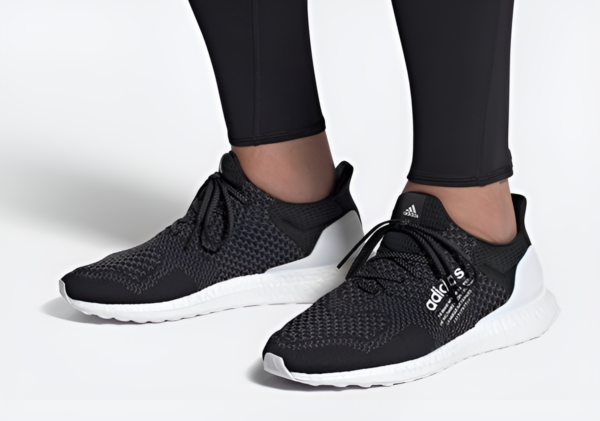 Giay Adidas UltraBoost DNA 'Black White' H05021
