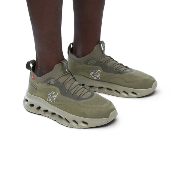 Giay Loewe x On Running Cloudtilt 'Khaki Green' M929282X15-4160