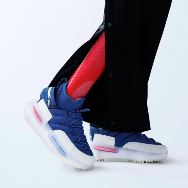 Giay Adidas x Moncler NMD Runner 'Royal Blue' IG3024