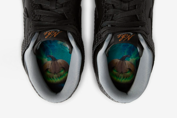 Giay Nike Dunk Mid 'Halloween' FQ8749-010