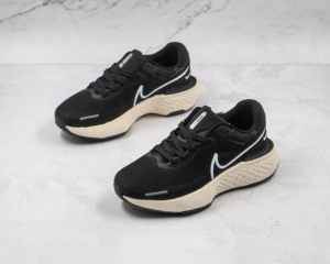 Giay Nike ZoomX Invincible Run Flyknit 'Black White' CT2228-001