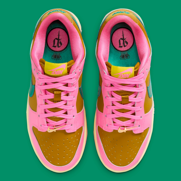 Giay Nike Dunk Low QS 'Parris Goebel' FN2721-600