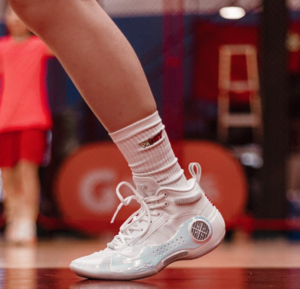 Giay Lining Way Of Wade 10 '305' ABAS075-2