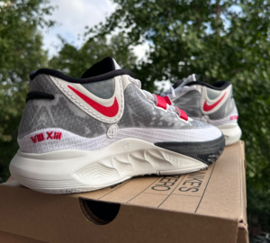 Giay Nike Kyrie 8 GO 'White University Red' DQ8076-100