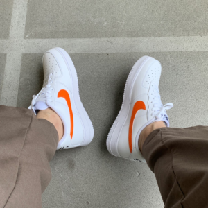 Giay Nike Air Force 1 'Safety Orange' FJ4228-100