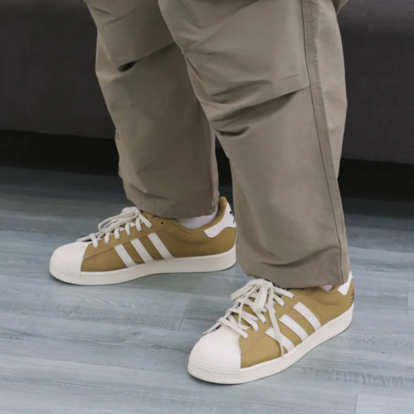 Giay Adidas Superstar 'Golden Beige' HP7830