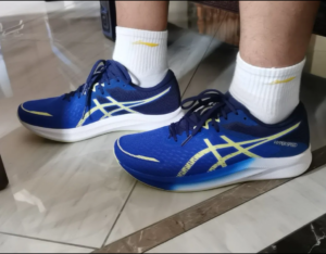 Giay Asics Hyper Speed 3 'Glow Yellow' 1011B701-400