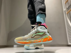 Giay Lining Shuai 13 Inch 'Crystal Melting Point' ABAP065-19