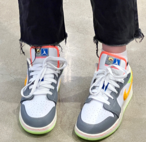 Giay Nike Air Jordan 1 Low GS 'Hoops' FB1835-181