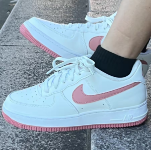 Giay Nike Air Force 1 Low 'White Red' DV7762-102