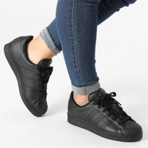 Giay Adidas Superstar 'All Black' FU7713
