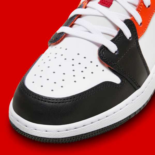 Giay Nike Air Jordan 1 Low SE 'Just Skate Red' FJ7222-101