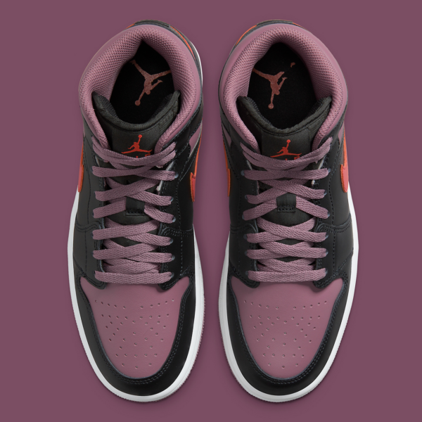 Giay Nike Air Jordan 1 Mid SE 'Black Sky J Mauve' FB9911-008
