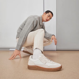 Giay Clarks Le Yi Dong 'White' 261703017