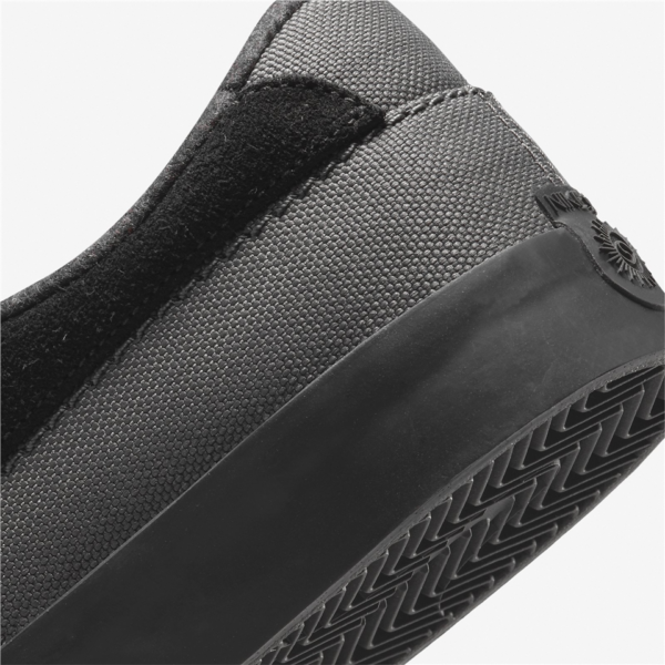 Giay Nike SB Shane Premium 'Black Iron Grey' DC8902-001