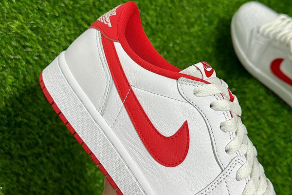 Giay Nike Air Jordan 1 Retro Low OG 'University Red' CZ0790-161