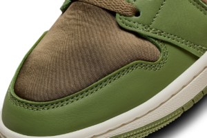 Giay Nike Air Jordan 1 Low SE 'Light Olive' FB9893-300
