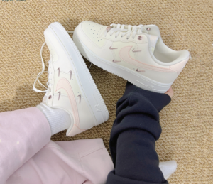 Giay Nike Air Force 1 Low 'Rose Gold' FV8110-181