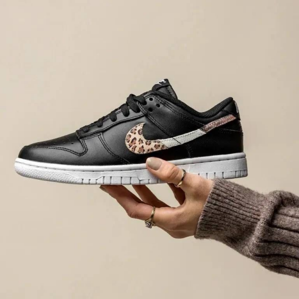 Giay Nike Dunk Low SE 'Primal Black' DD7099-001