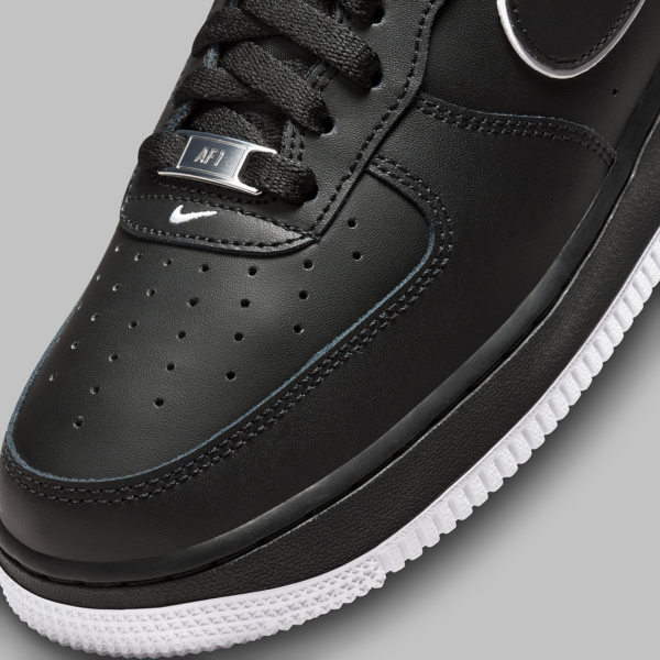 Giay Nike Air Force 1 Low ’07 ‘Black White’ DV0788-002