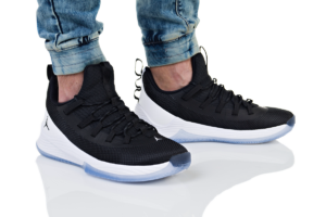 Giay Nike Air Jordan Ultra Fly 2 Low 'Black White' AH8110-010