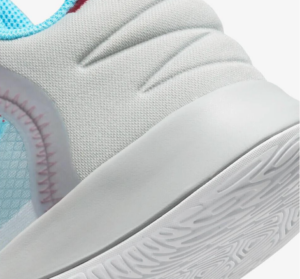 Giay Nike Kyrie Flytrap V 'White Blue Chill' DD0340-102