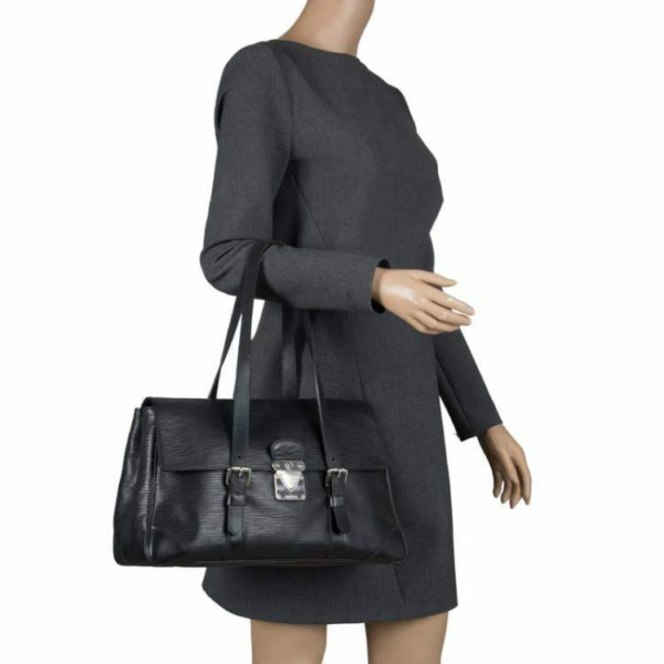 Tui Louis Vuitton Epi Segur PM Black Leather 'Noir' M58822