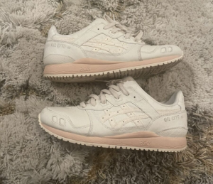 Giay Asics Gel-Lyte III OG 'Cream Bisque' 1201A685-100