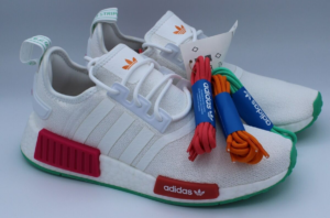 Giay Adidas NMD_R1 'White' GZ4964