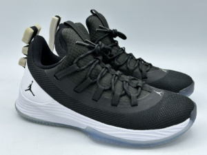 Giay Nike Air Jordan Ultra Fly 2 Low 'Black White' AH8110-010