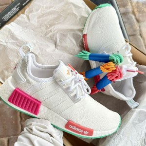 Giay Adidas NMD_R1 'White' GZ4964