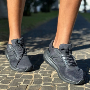 Giay Adidas Runfalcon 3.0 Low 'Black Carbon' HP7544