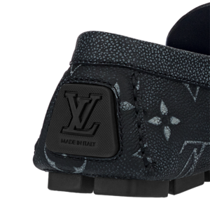 Giay Louis Vuitton LV Driver Moccasin 'Black' 1AAS2L