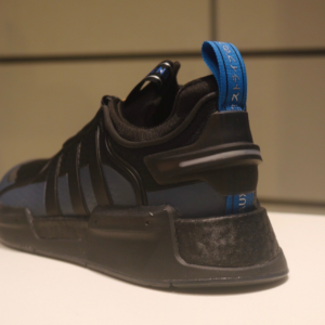 Giay Adidas NMD V3 'Black Blue Metallic' HQ4447