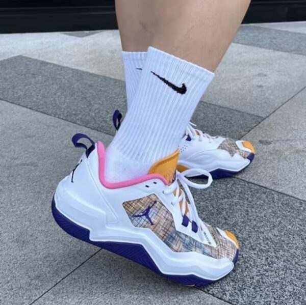 Giay Nike Air Jordan One Take 4 'Purple Canyon Gold' DO7192-100