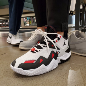 Giay Nike Air Jordan One Take PF 'Black Toe' CJ0781-101