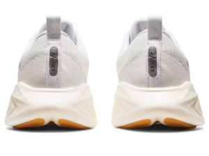 Giay Asics Gel Cumulus 25 'White' 1011B621-102