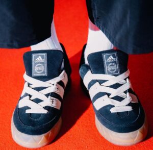 Giay Adidas Adimatic 'Black Gum' IE2224