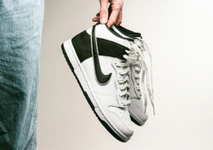 Giay Nike Dunk High Retro SE 'White Black Camo' DD3359-100