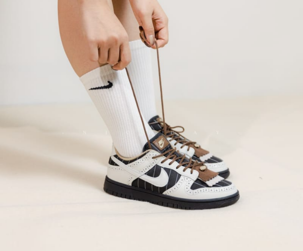Giay Nike Dunk Low LX 'Brogue Pinstripe' FV3642-010