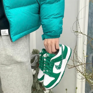 Giay Nike Dunk Low Essential 'Pack Green' DH4401-102