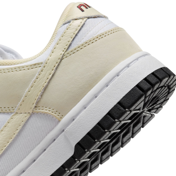 Giay Nike Dunk Low LX 'White Coconut Milk' DZ2710-100