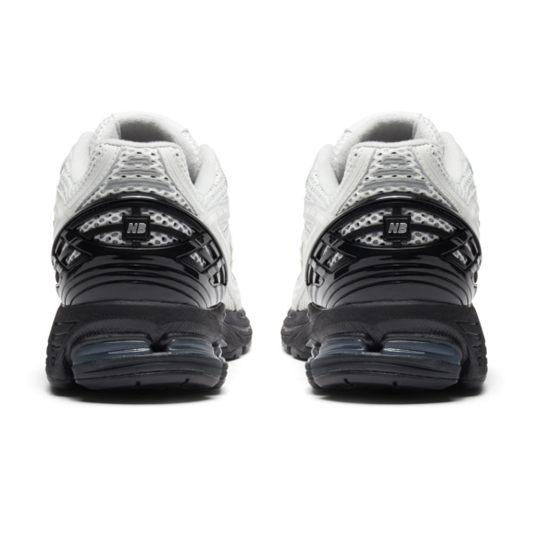 Giay New Balance 1906R x Comme des Garcons Homme 'White' M1906RCO