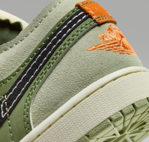 Giay Nike Air Jordan 1 Low SE Craft 'Light Olive' FD6819-300