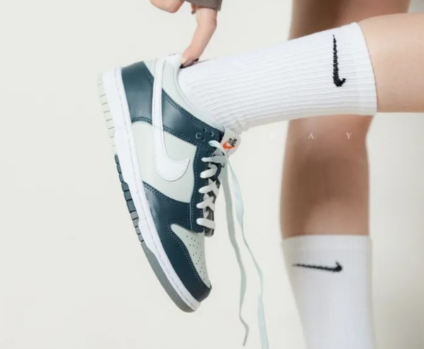 Giay Nike Dunk Low Retro Premium 'Deep Jungle' FB8896-300
