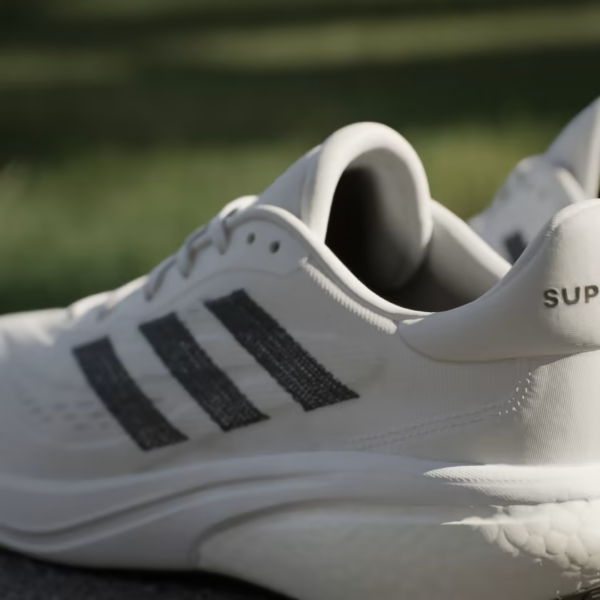 Giay Adidas Supernova 3 'White' IE4366