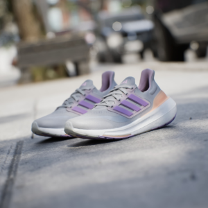 Giay Adidas UltraBoost Light 'Grey Violet Fusion' IE1762